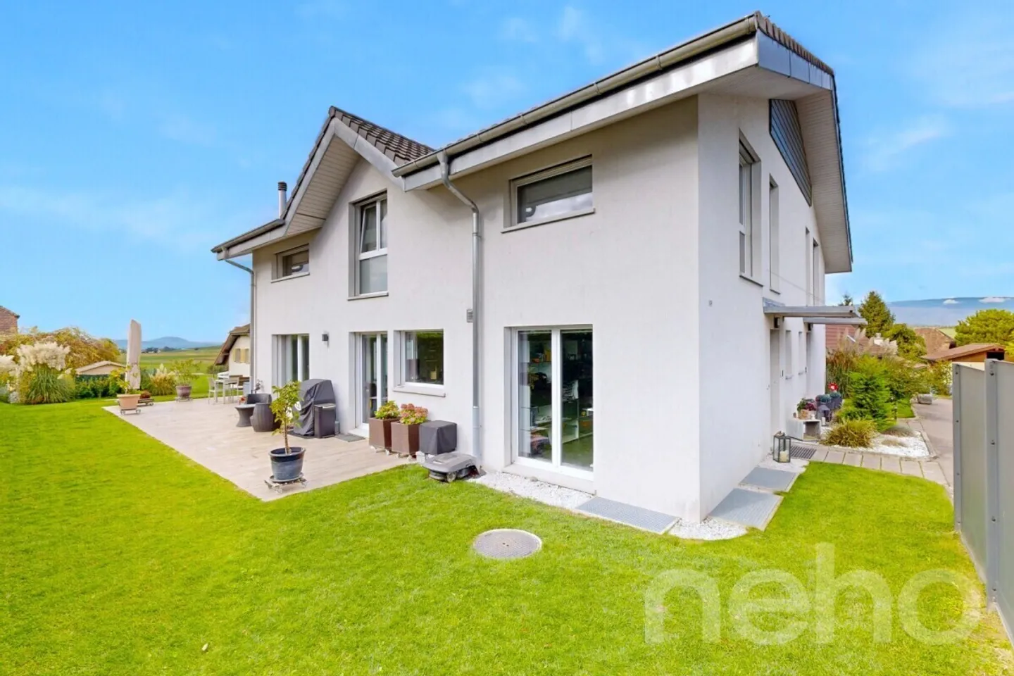 Villa luminosa, bella vista, comfort familiare e vicinanza a Morges - Foto 1 di 12