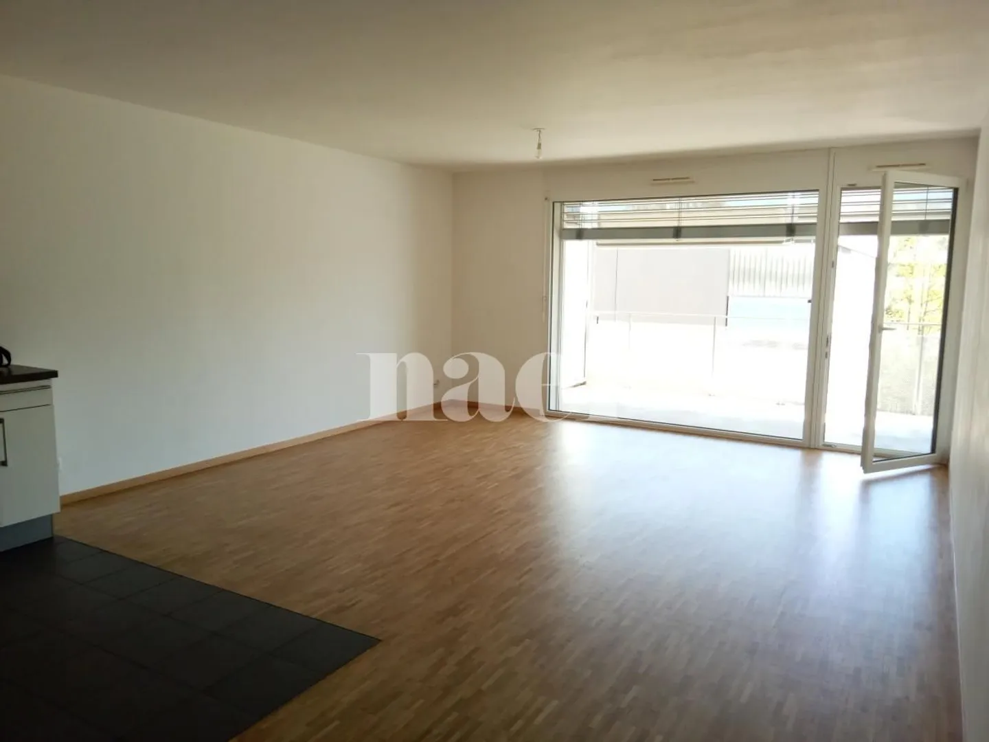 5-room apartment - Photo 3 of 8