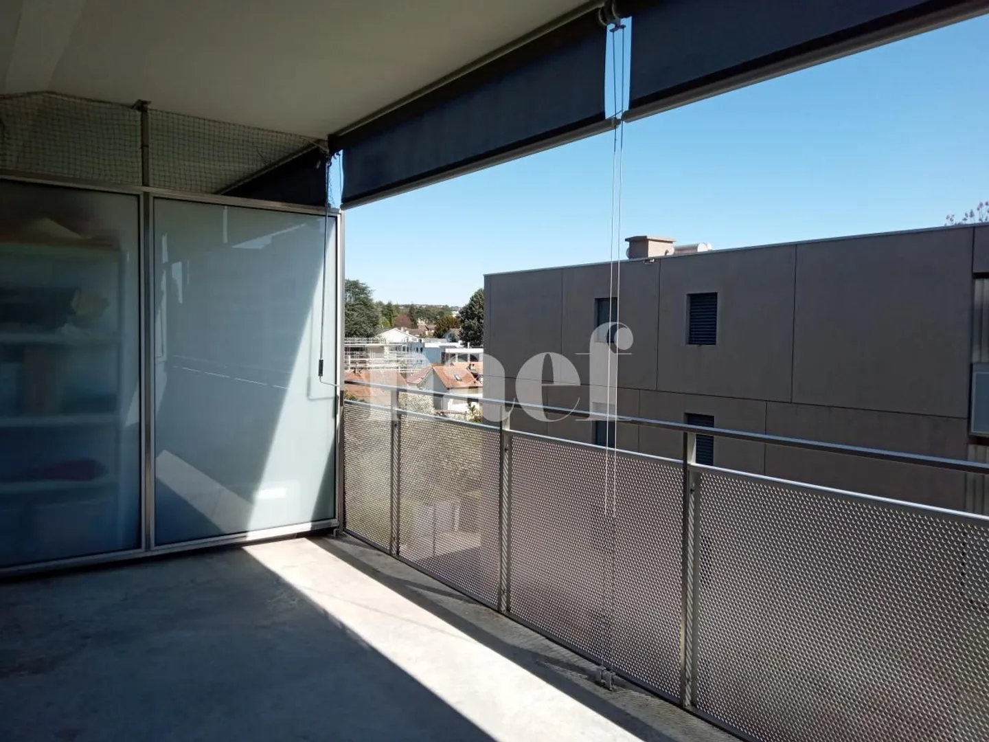 5-room apartment - Photo 8 of 8