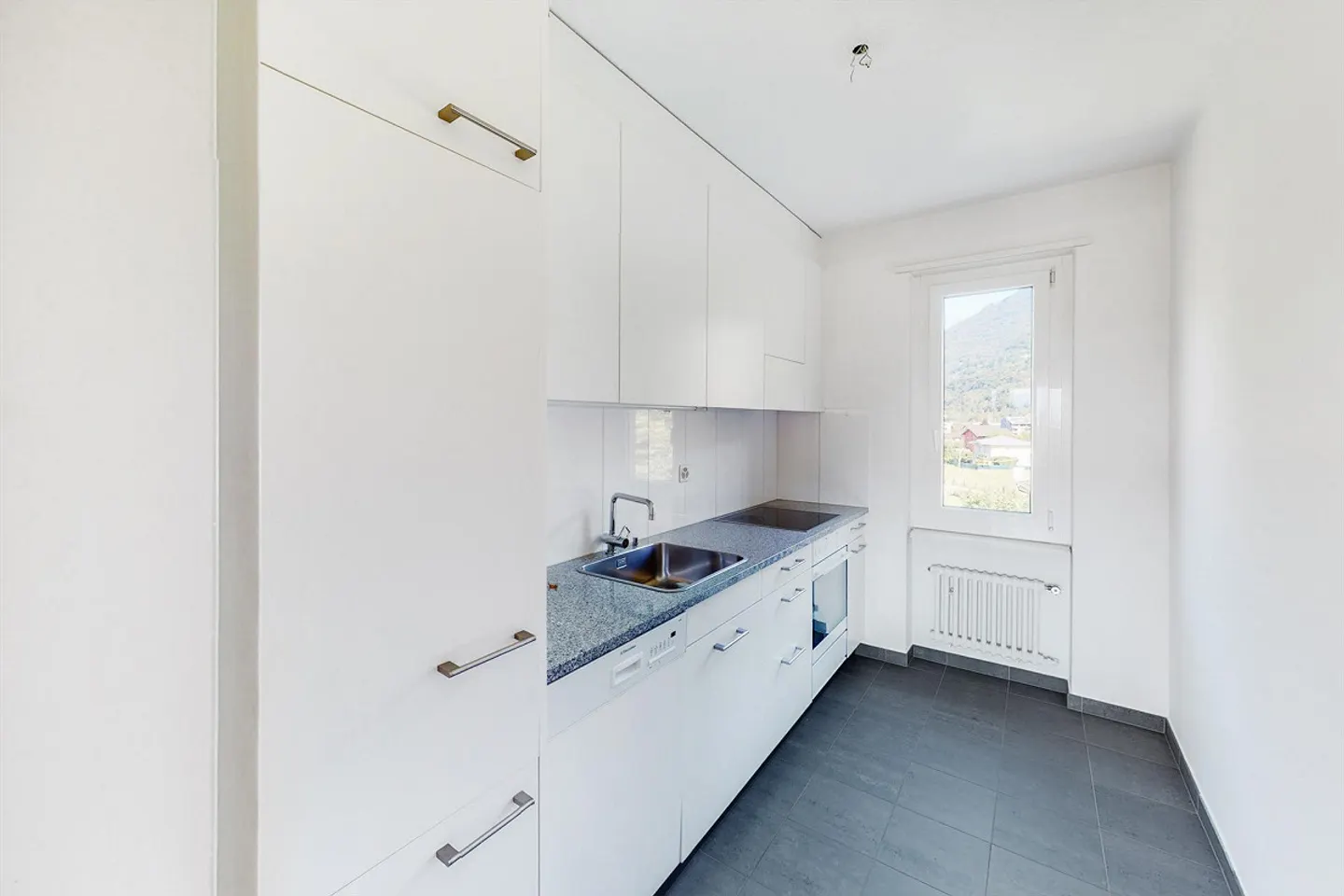 Geräumige 2.5-Zimmer-Wohnung - Foto 3 von 7