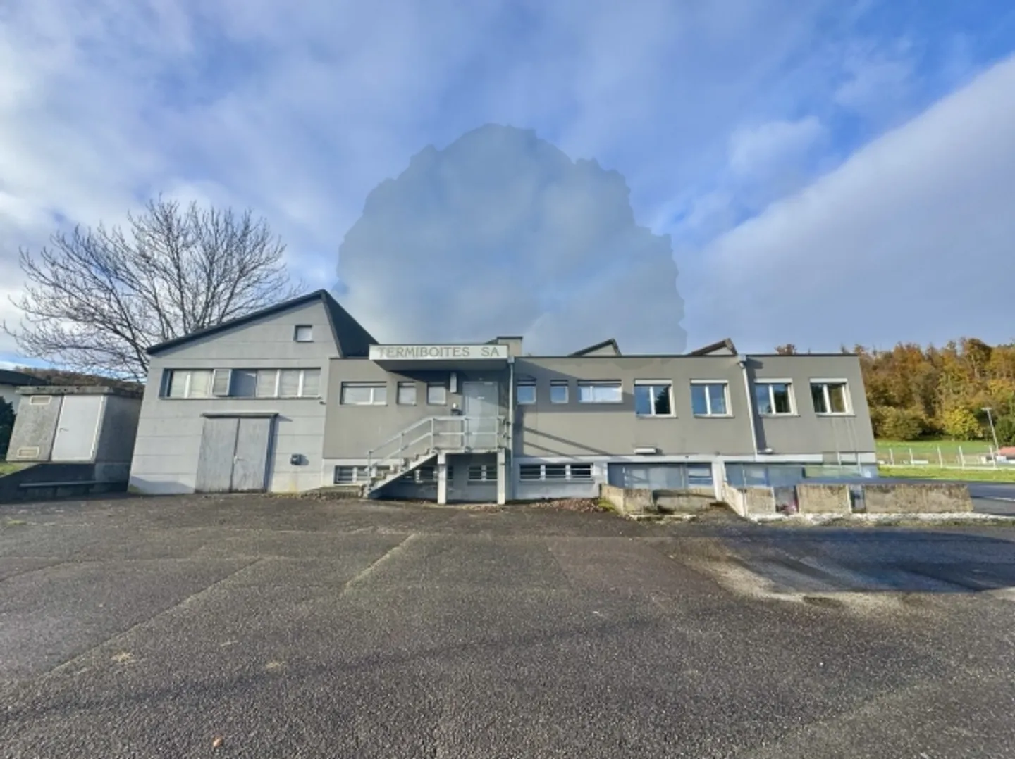 «À vendre – Immeuble industriel et commercial à Courtemaîche» - Photo 2 sur 20