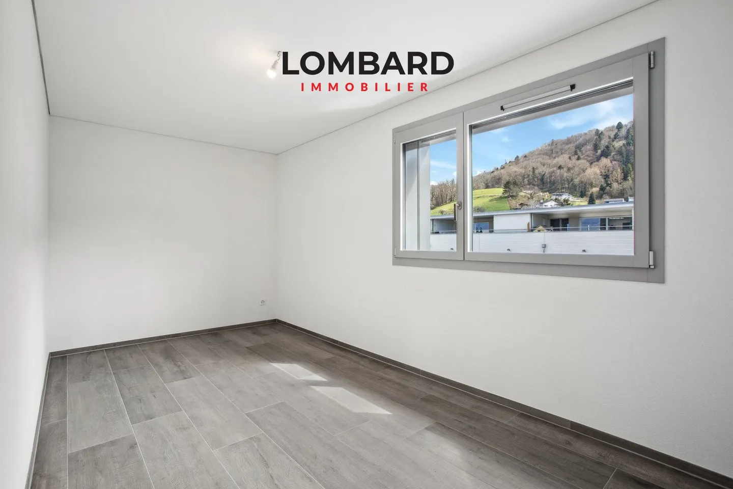 ***VENDU*** Magnifique appartement de 3,5 pièces avec vue sur le lac - Photo 4 sur 9