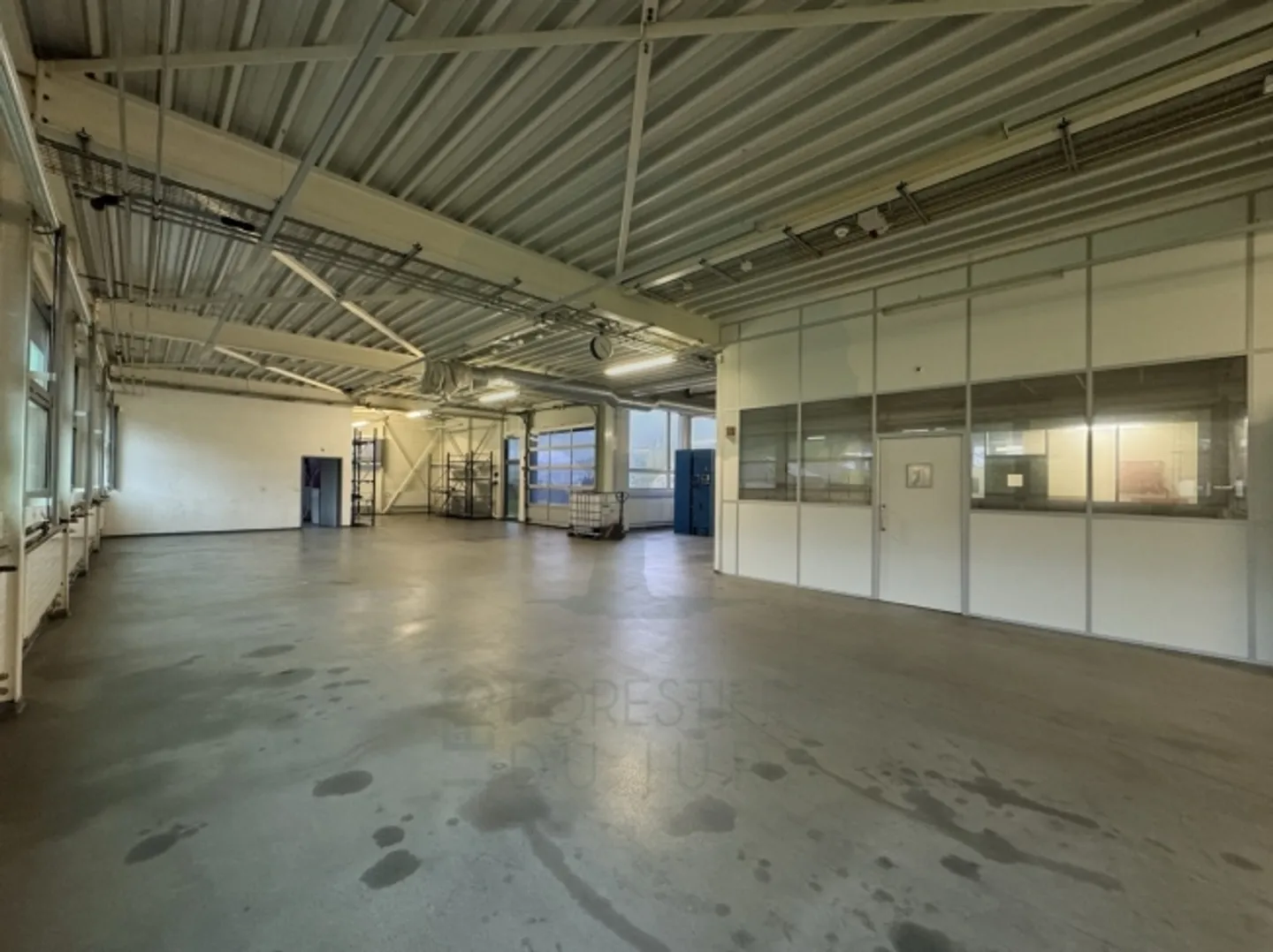 «À vendre – Immeuble industriel et commercial à Courtemaîche» - Photo 17 sur 20