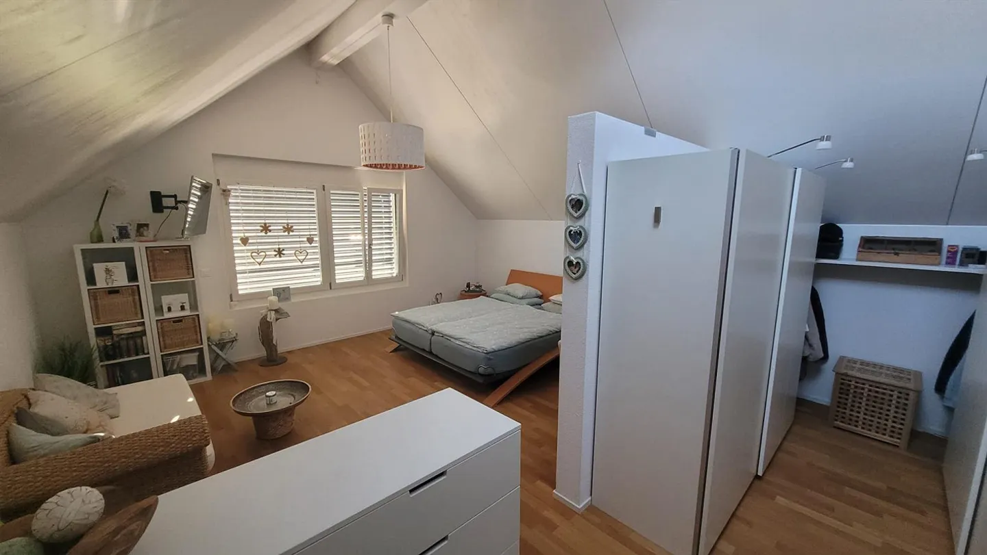 Geräumige Maisonette mit Aussicht - Foto 8 von 11