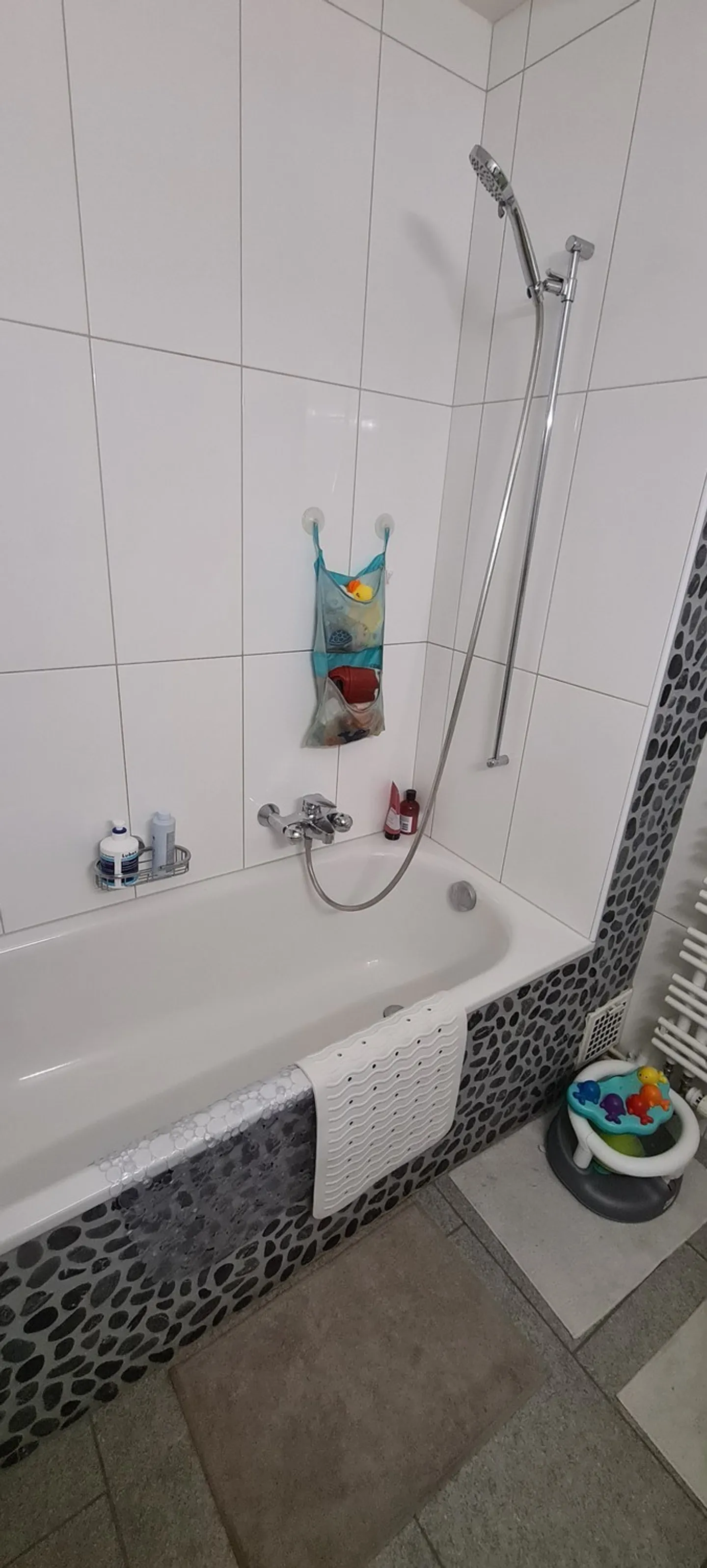 Appartement familial à Nidau ! - Photo 3 sur 4