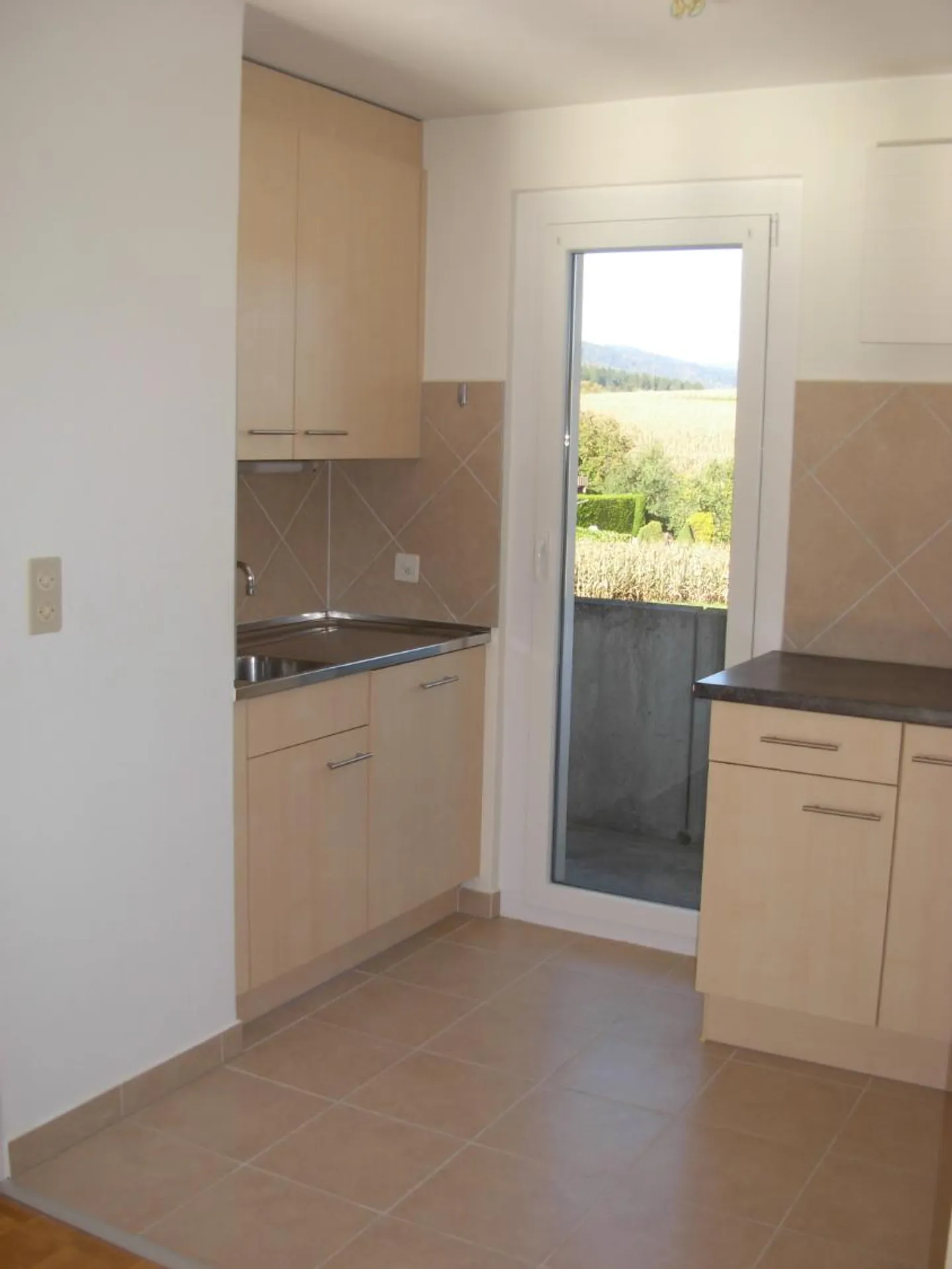 Appartamento 4 locali - Foto 2 di 13