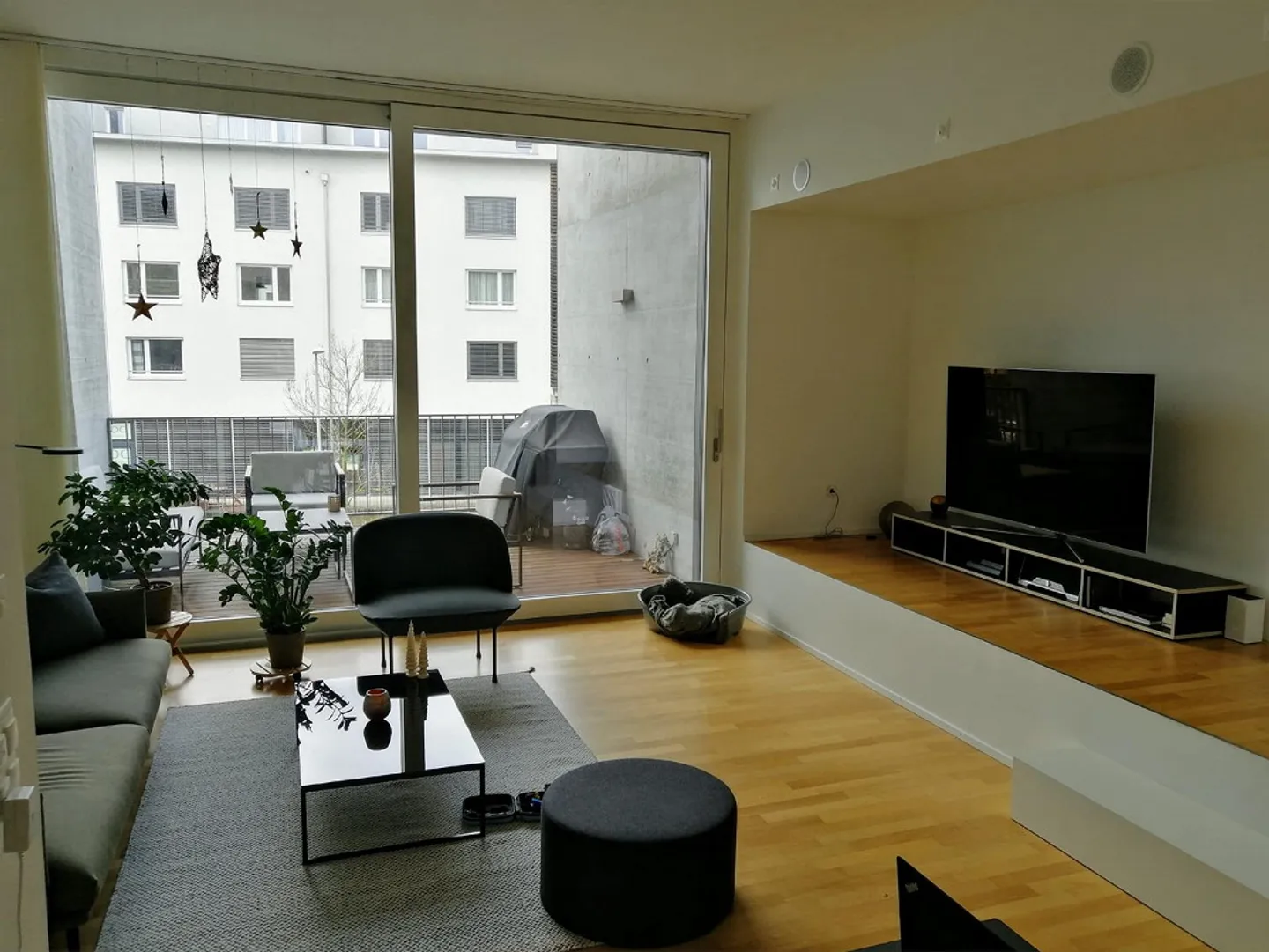 2.5-room apartment - Photo 2 of 7