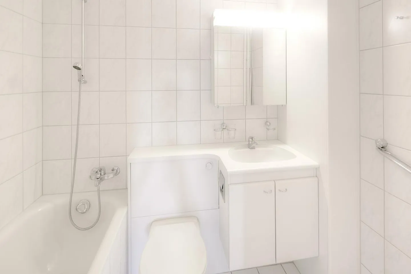 A 2 minuti a piedi direttamente sul lago di Thun - Foto 4 di 6