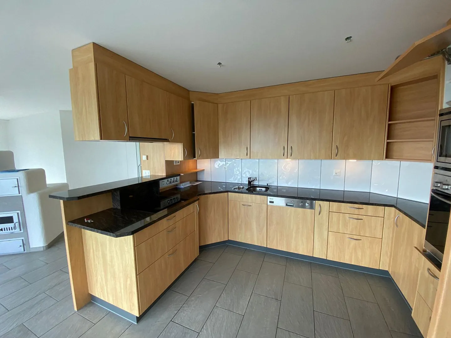 Appartamento di 4 1/2 locali con ottima vista - Foto 2 di 12