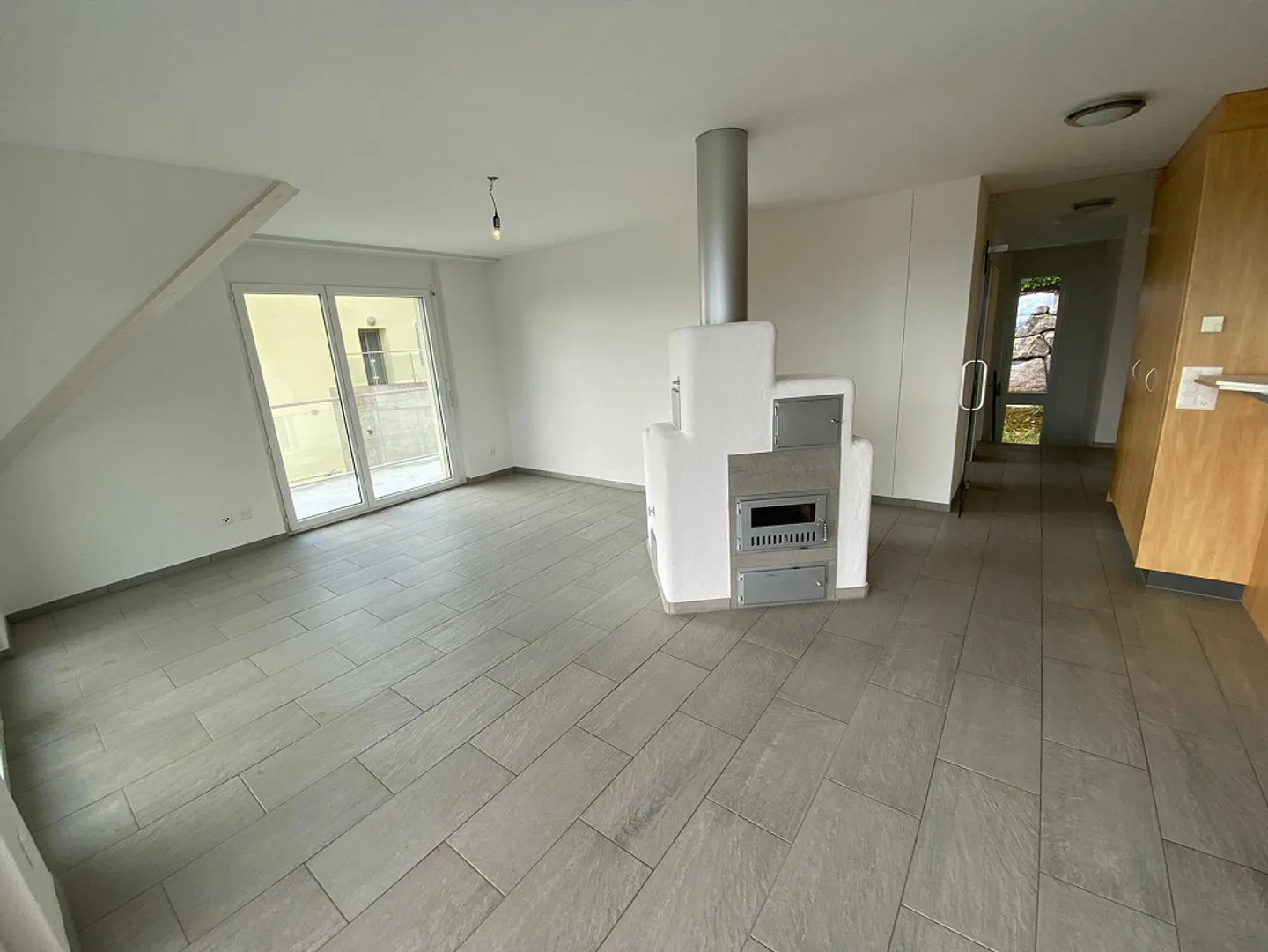 Appartamento di 4 1/2 locali con ottima vista - Foto 4 di 12