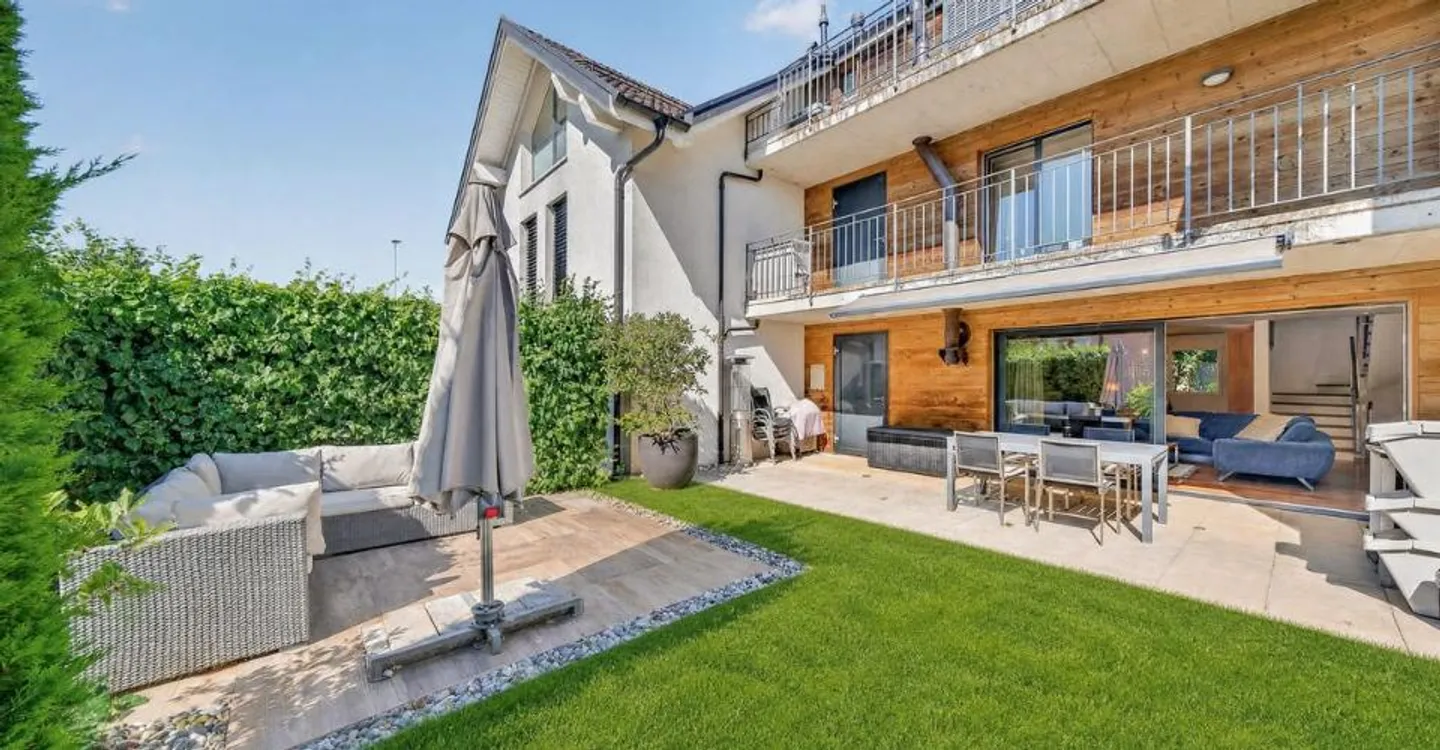 Appartement Duplex avec Jardin - Photo 2 sur 13
