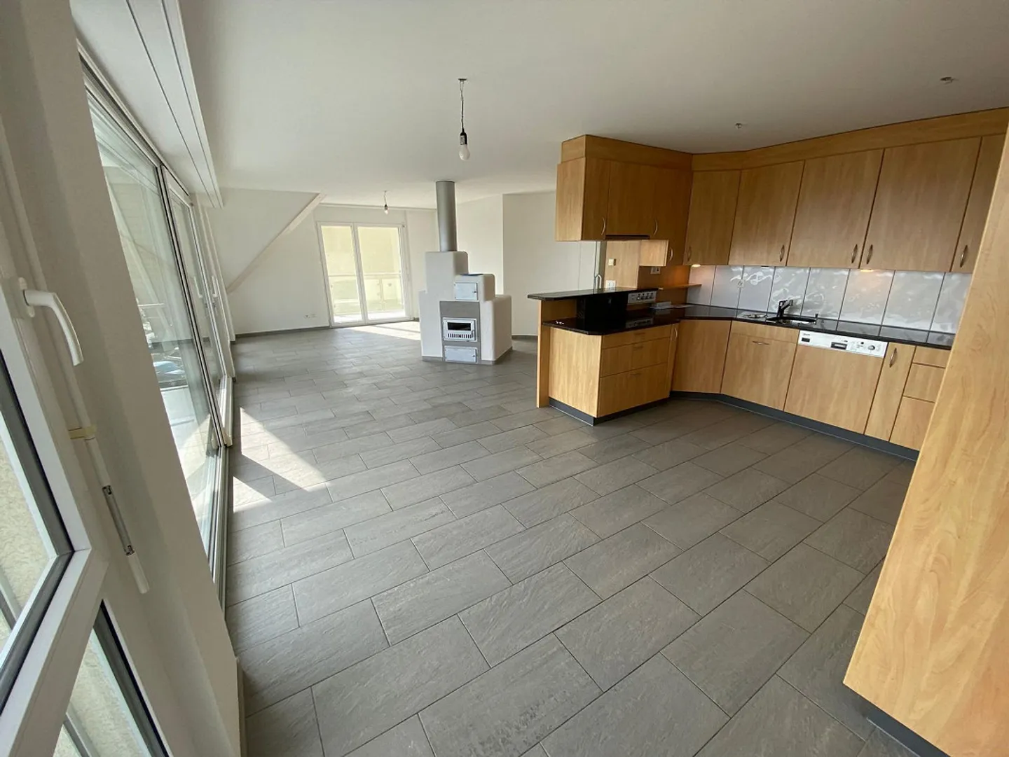 Appartamento di 4 1/2 locali con ottima vista - Foto 3 di 12