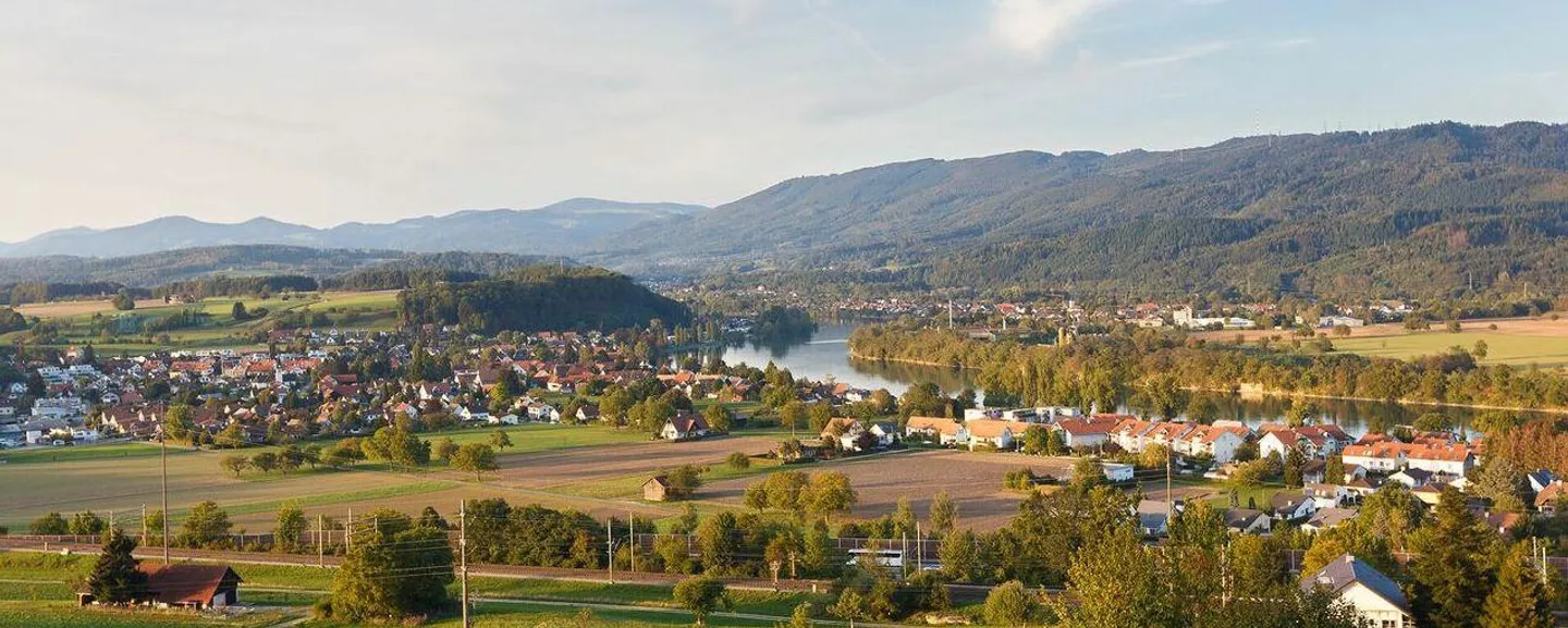 Exclusive Single Family Home - Photo 8 of 11