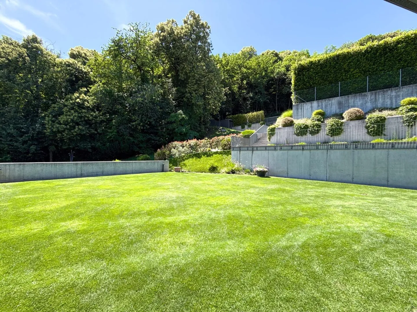 Apartment with Garden in Montagnola - Photo 8 of 12