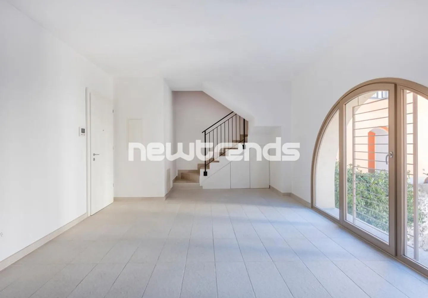 Mendrisio – Duplex moderne et spacieux de 120 m² dans un contexte résidentiel... - Photo 3 sur 8
