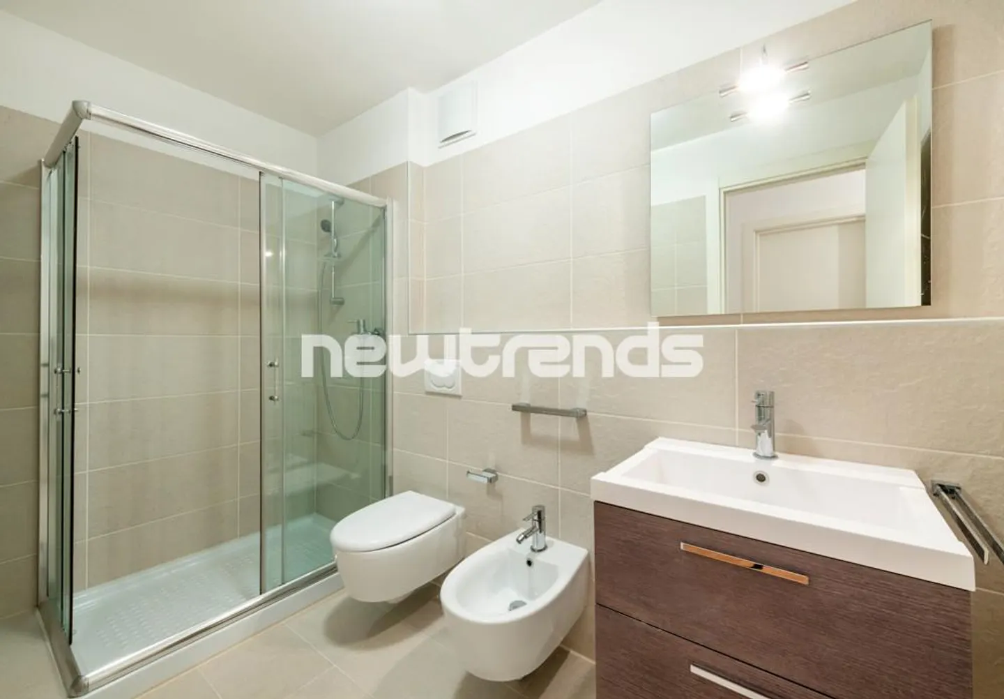 Mendrisio – Duplex moderne et spacieux de 120 m² dans un contexte résidentiel... - Photo 4 sur 8