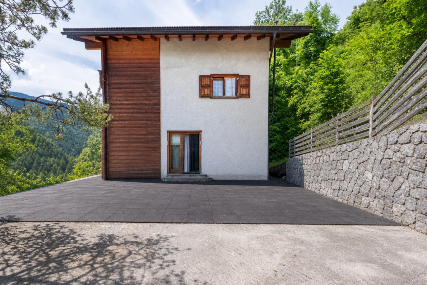 Casa unifamiliare di 6,5 stanze con molteplici possibilità - Foto 4 di 16