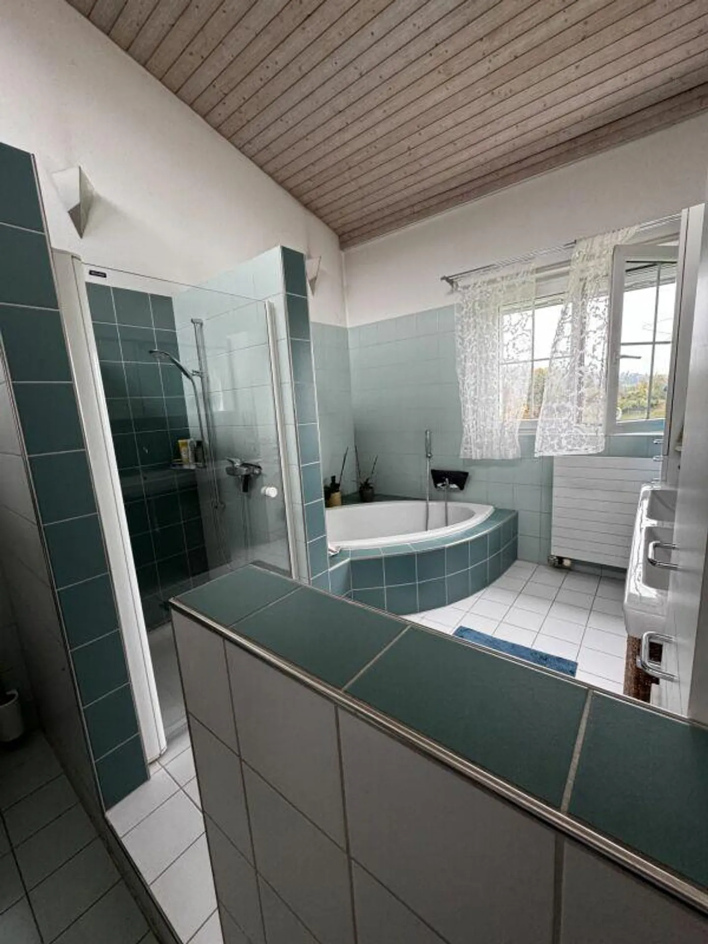 Einfamilienhaus mit Seesicht und Traumgarten (befristete Mietdauer ... - Foto 7 von 21