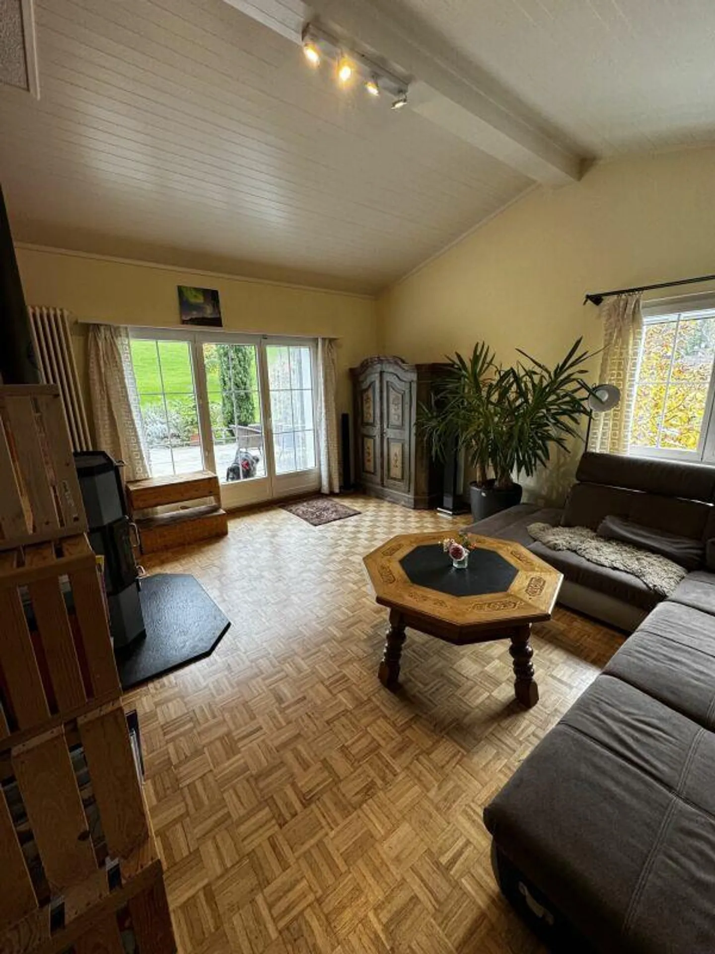 Einfamilienhaus mit Seesicht und Traumgarten (befristete Mietdauer ... - Foto 12 von 21