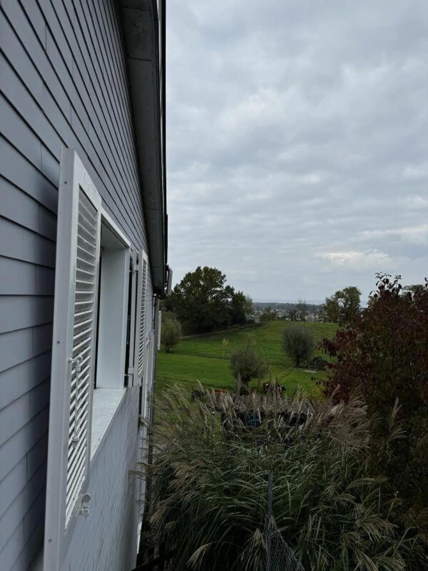 Einfamilienhaus mit Seesicht und Traumgarten (befristete Mietdauer ... - Foto 15 von 21