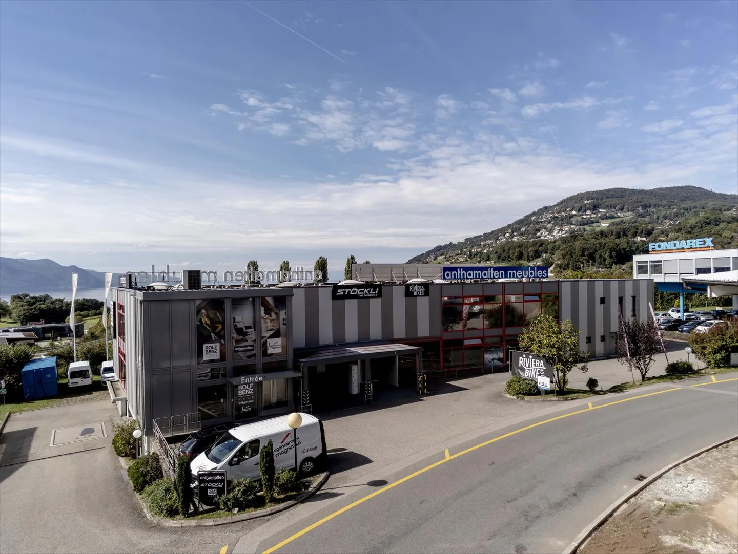 Commercial Space 1 Room - Photo 3 of 10