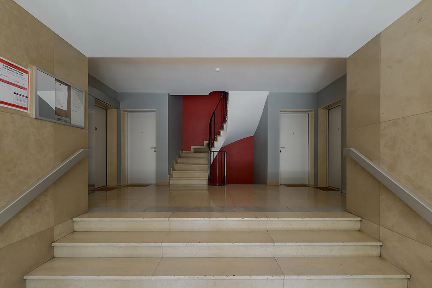 Garage individuel 1 pièce - Photo 3 sur 5