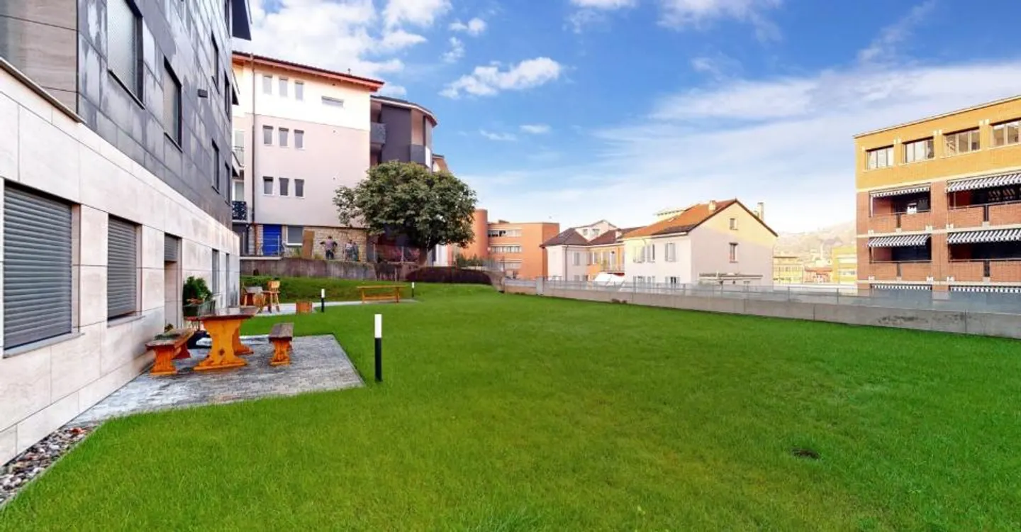 APPARTEMENT MODERNE MEUBLÉ - TOUT INCLUS - Photo 1 sur 10