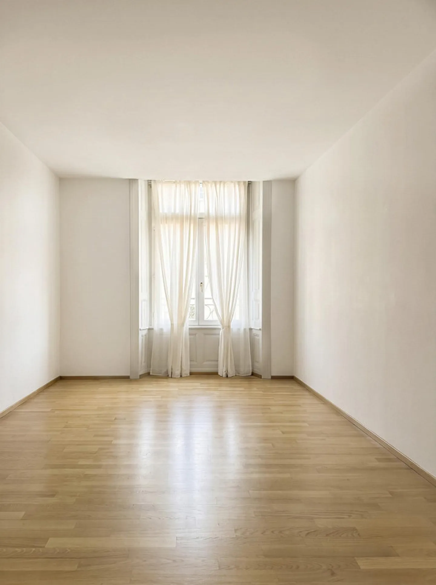 Charmante Wohnung in historischem Gebäude - Foto 3 von 13