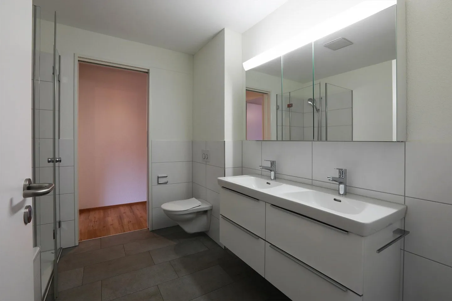 Vivere in modo individuale con vista panoramica sulle montagne - Foto 18 di 24