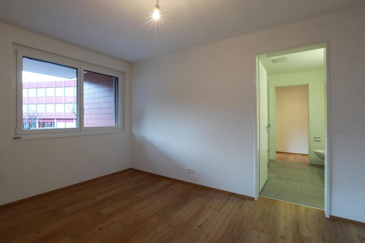 Vivere in modo individuale con vista panoramica sulle montagne - Foto 16 di 24