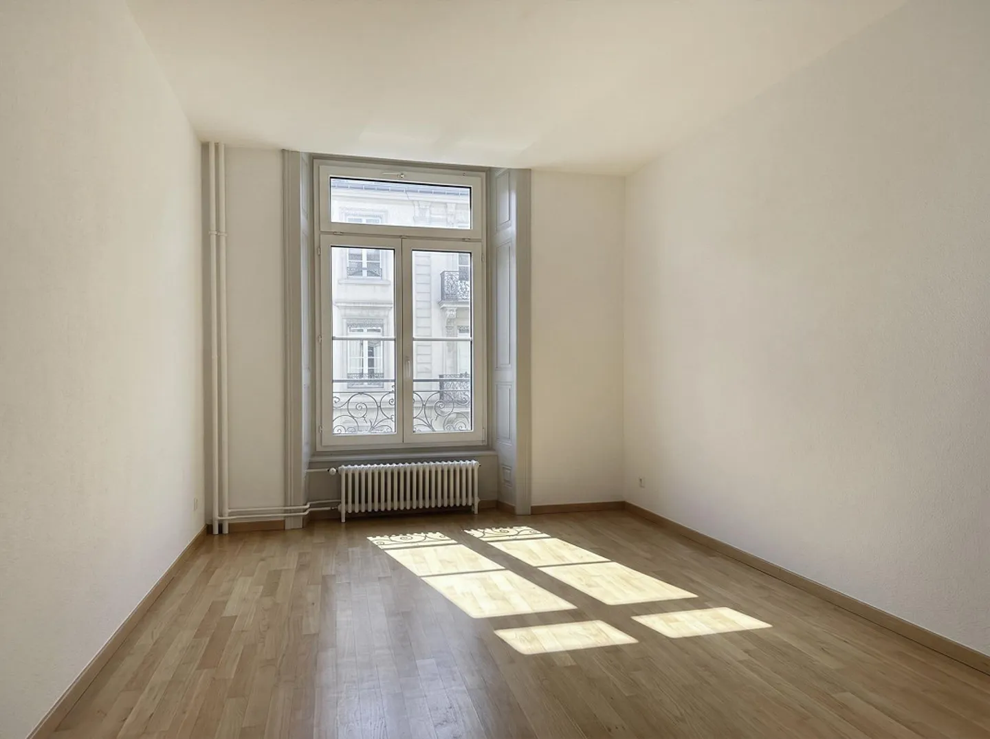 Charmante Wohnung in historischem Gebäude - Foto 9 von 13