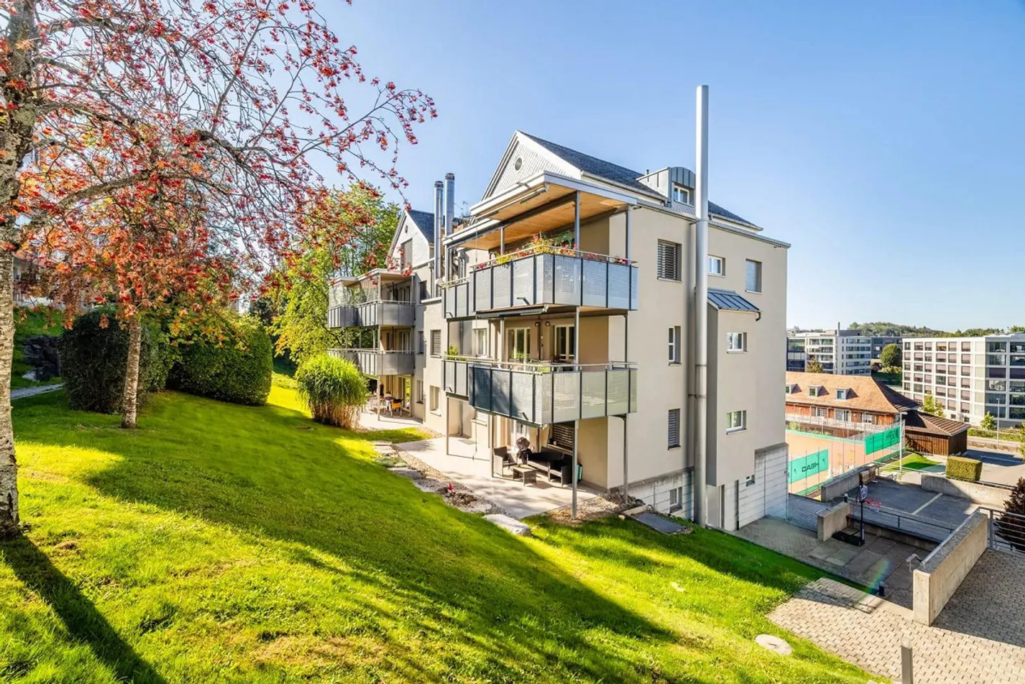 Helle 3.5-Zimmer-Wohnung mit Balkon - Foto 1 von 13