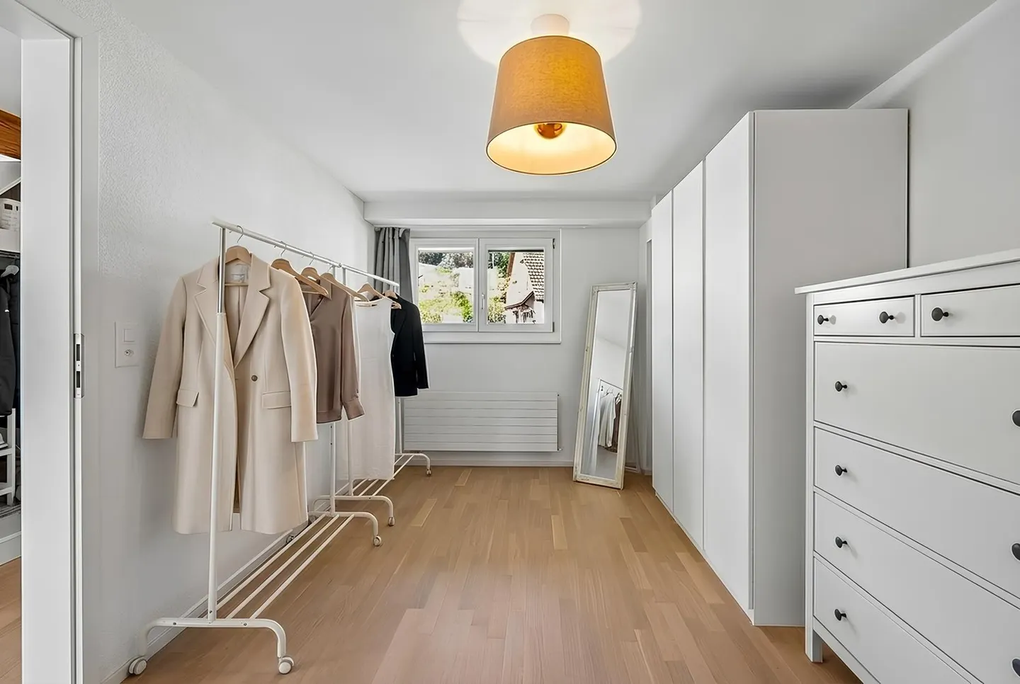 Limited until 30.11.2027 – modern 3.5-room apartment with terrace - Photo 8 of 15
