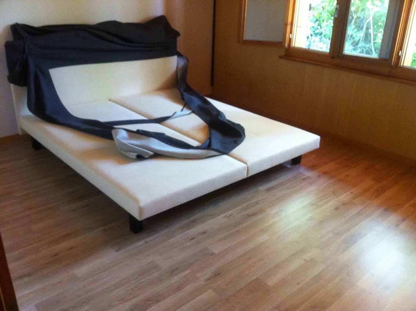 4.5 Room Apartment (Upper Half) in a Quiet Location in Ringgenberg - Photo 8 of 13