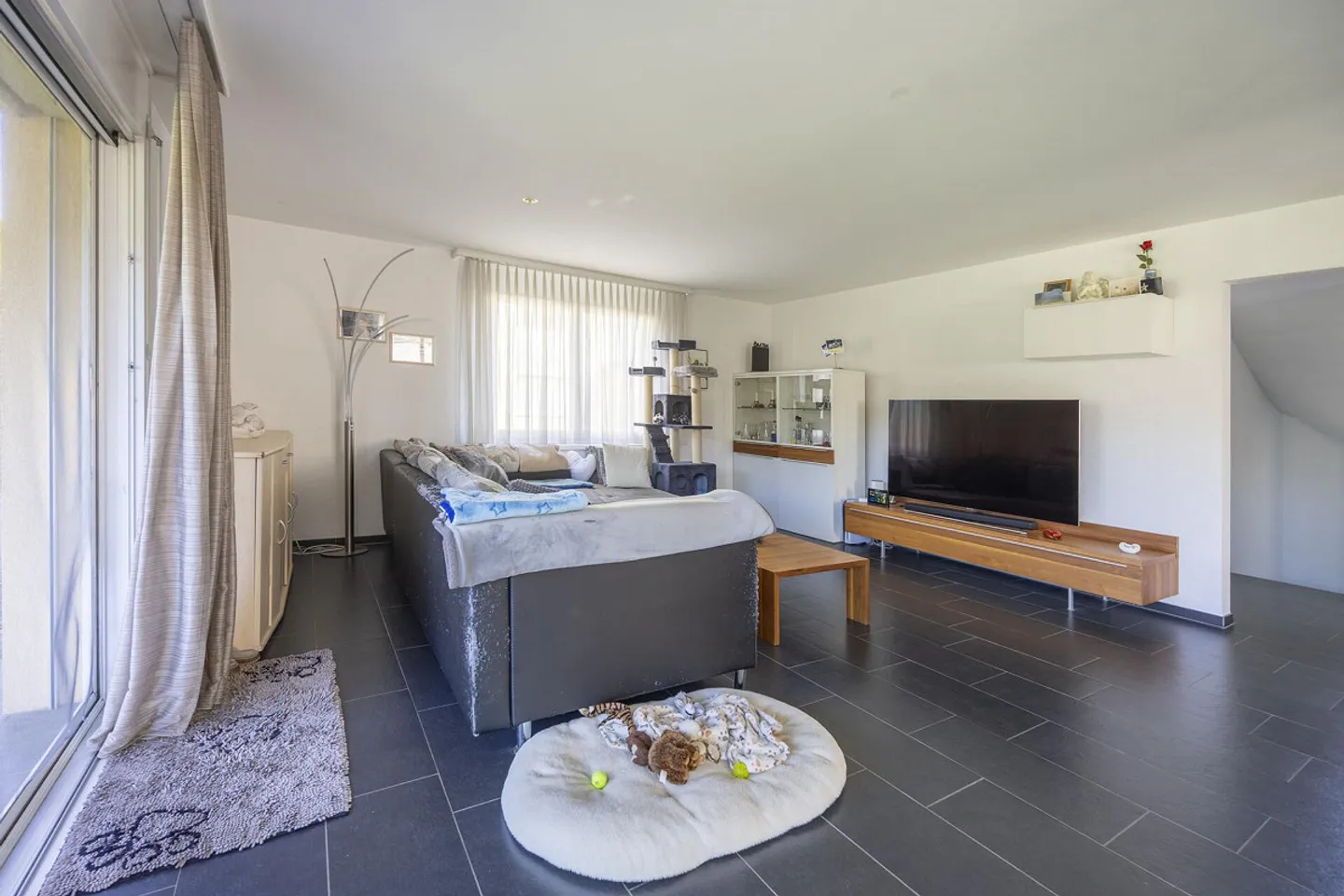 Detached 6.5-Room Single-Family Home with Double Garage - Photo 6 of 8