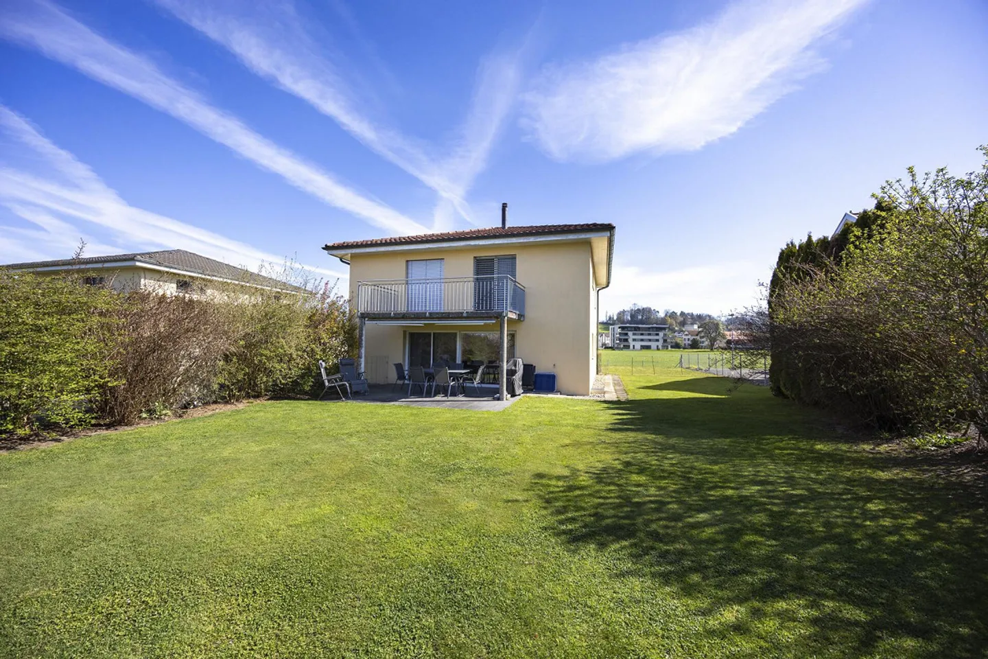 Detached 6.5-Room Single-Family Home with Double Garage - Photo 8 of 8