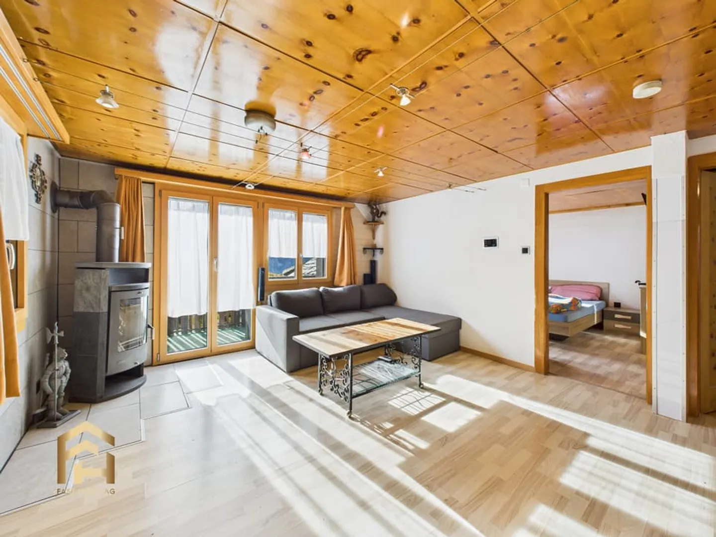 Charming Valais Chalet with Surroundings in Grächen - Photo 2 of 13