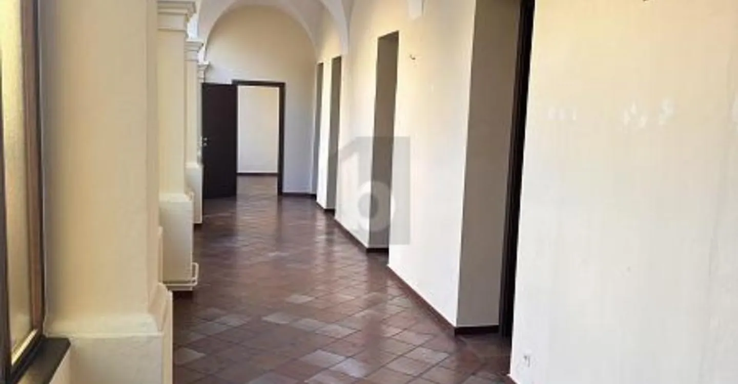 NON DISPONIBILE - Foto 2 di 3
