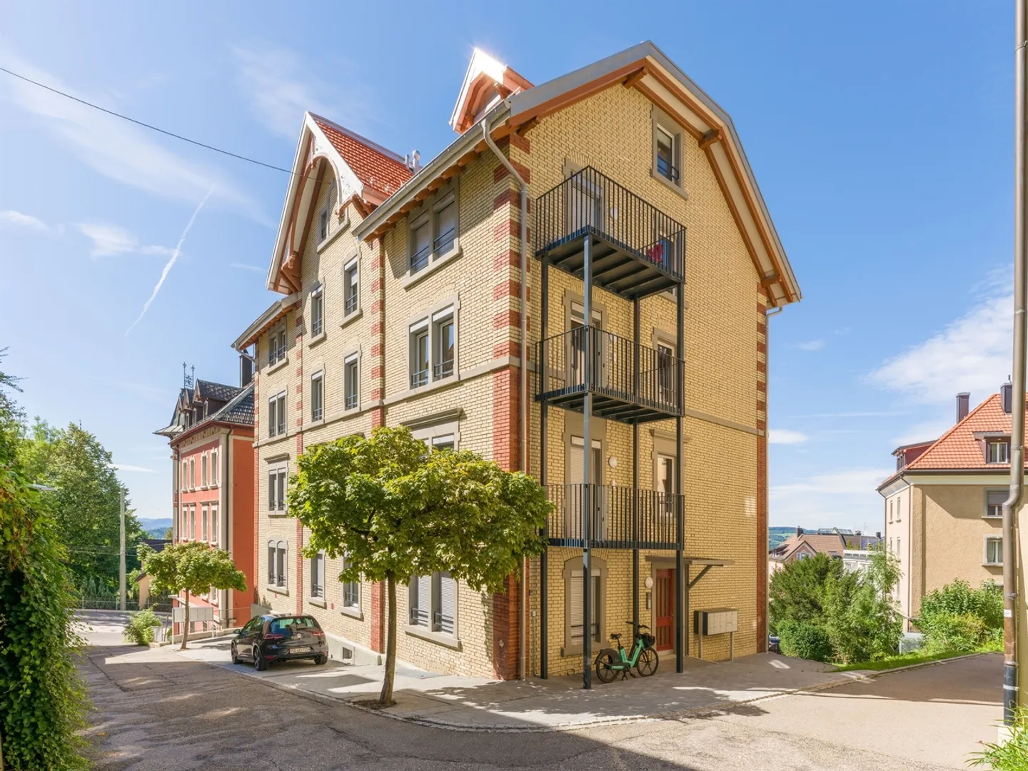 Student apartment above the city of St. Gallen - Photo 1 of 4