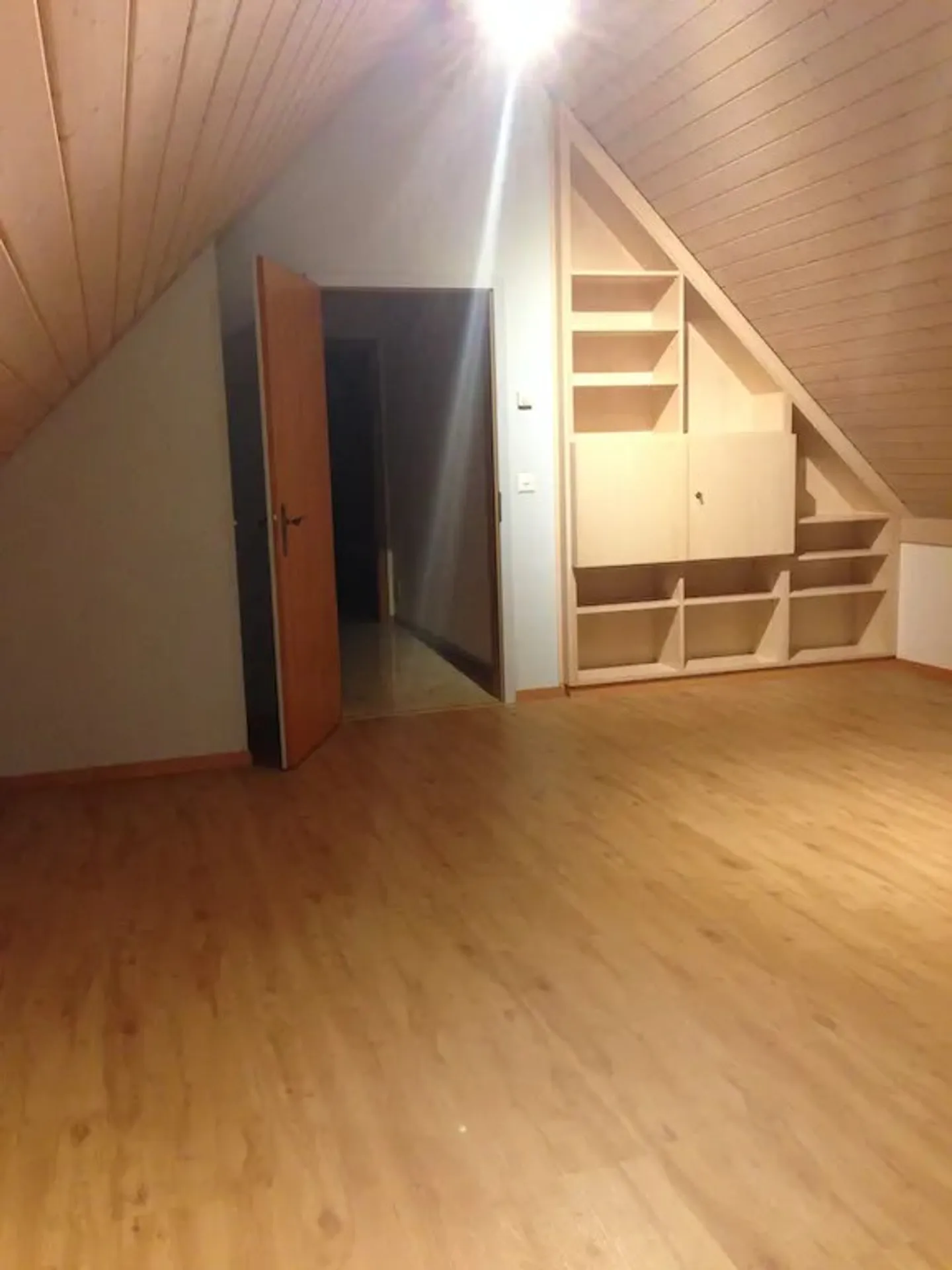 Apartment for rent - Photo 6 of 6