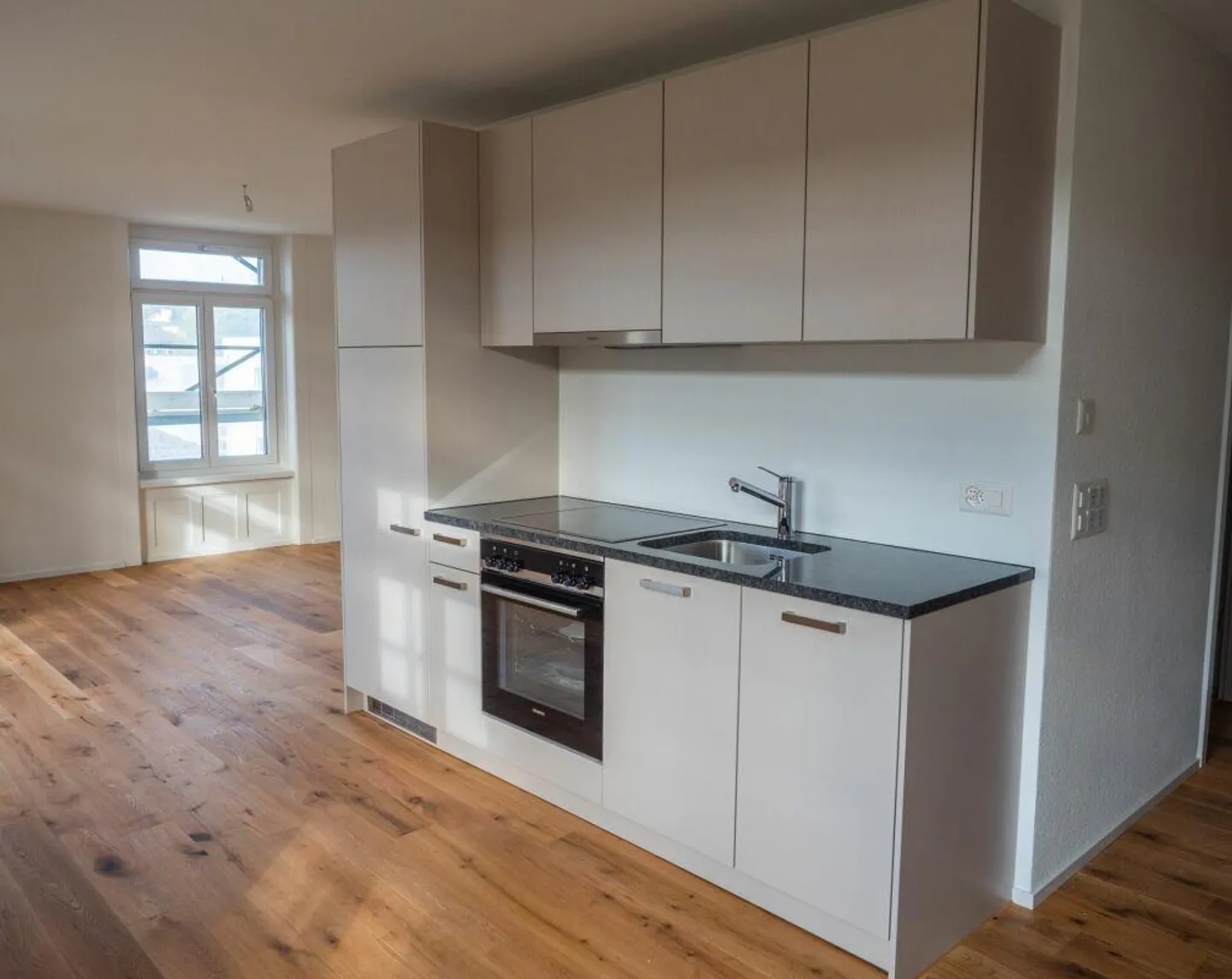 2.5 Zimmerwohnung in charmanten Altbau am Bahnhof St. Fiden - Foto 2 von 10