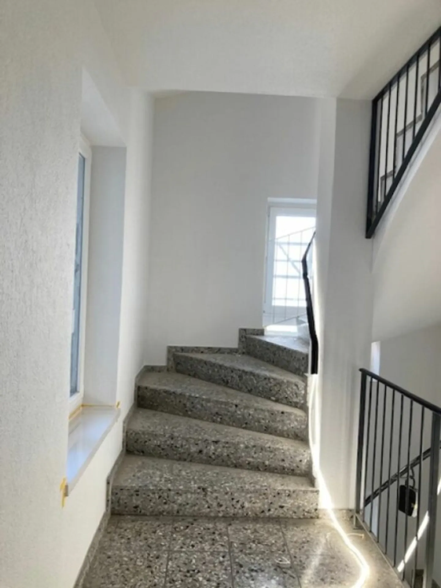 Prima locazione dopo ristrutturazione appartamento 3.5 stanze - Foto 10 di 12