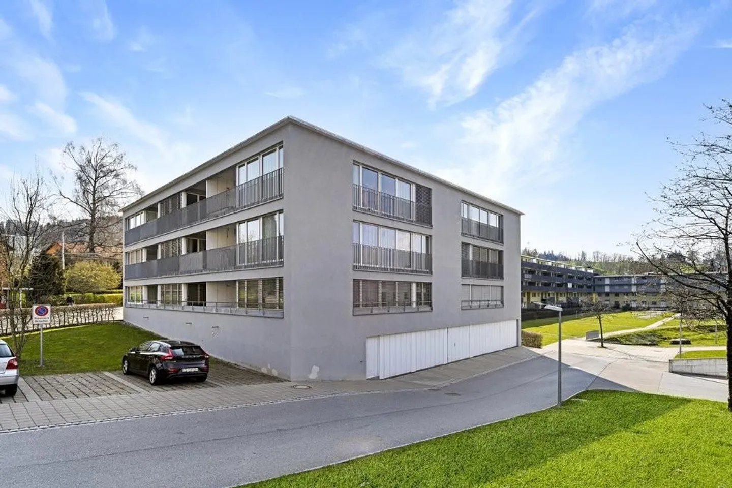 Appartamento moderno con bella vista panoramica in una posizione soleggiata - Foto 1 di 6
