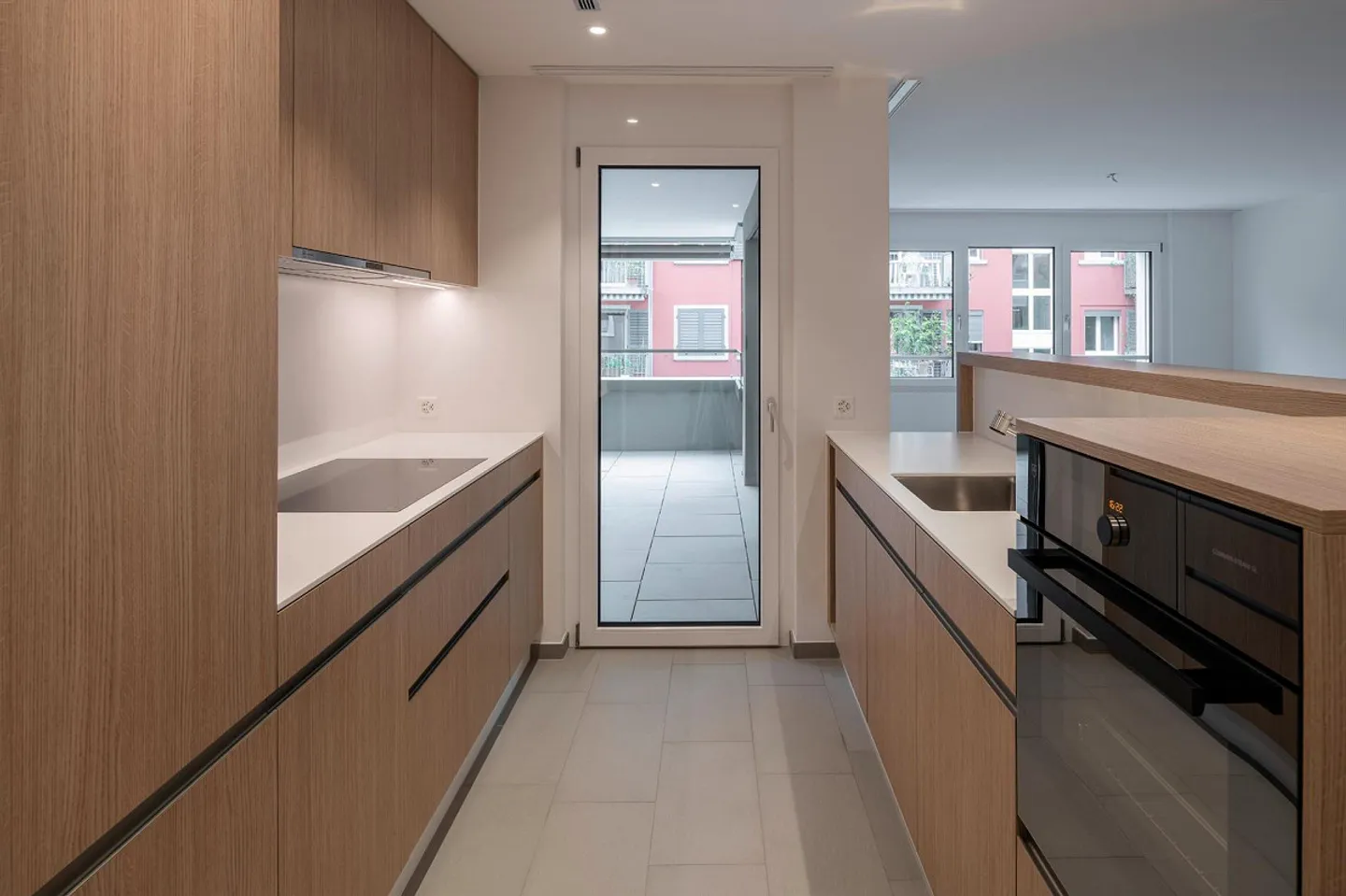 Modernes Apartment mit Balkon - Foto 4 von 6