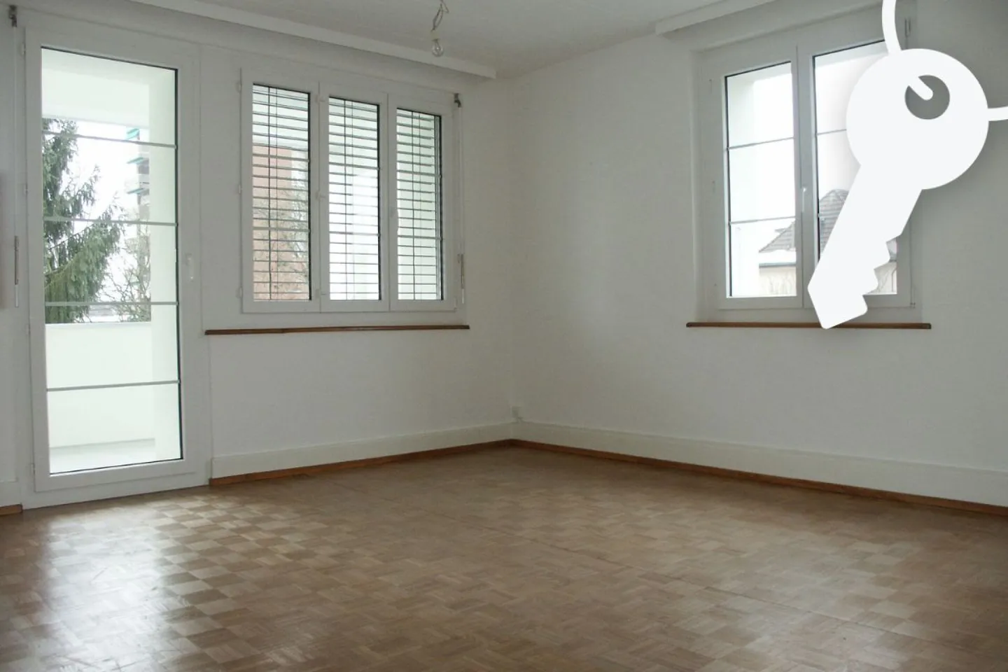Charmante appartement de 3 pièces dans un ancien bâtiment - Photo 2 sur 5