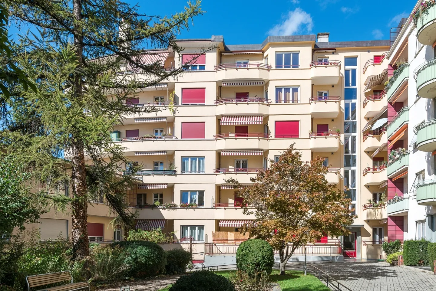 Close to downtown Lausanne - Photo 1 of 3