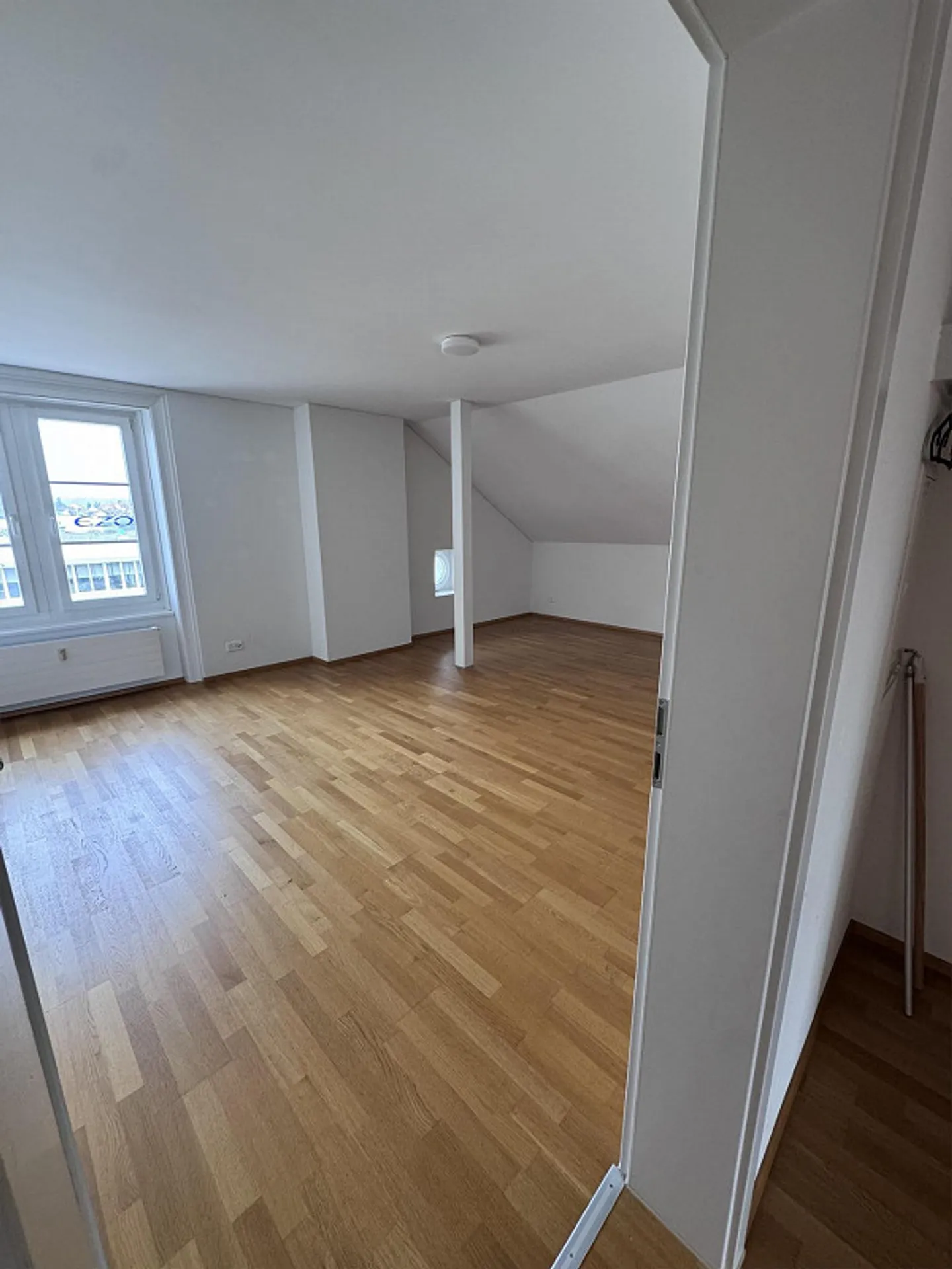 3.5 Room Attic Apartment - Photo 8 of 9