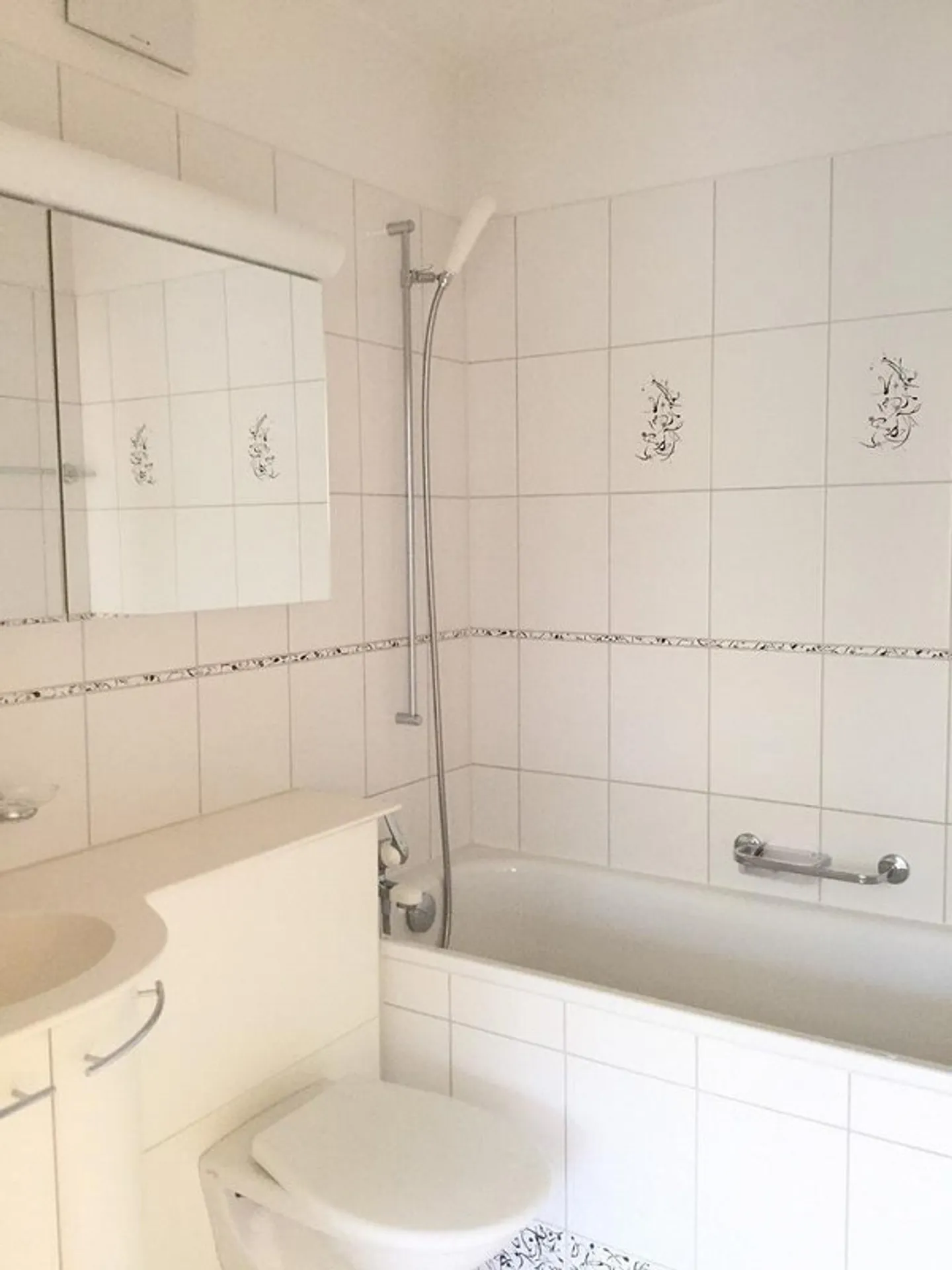 Incantevole appartamento con 2 camere a Jegenstorf - Foto 7 di 8
