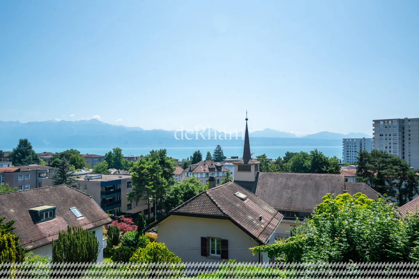 Property of 330 m²  Magnificent view of Lake Geneva - Photo 1 of 9