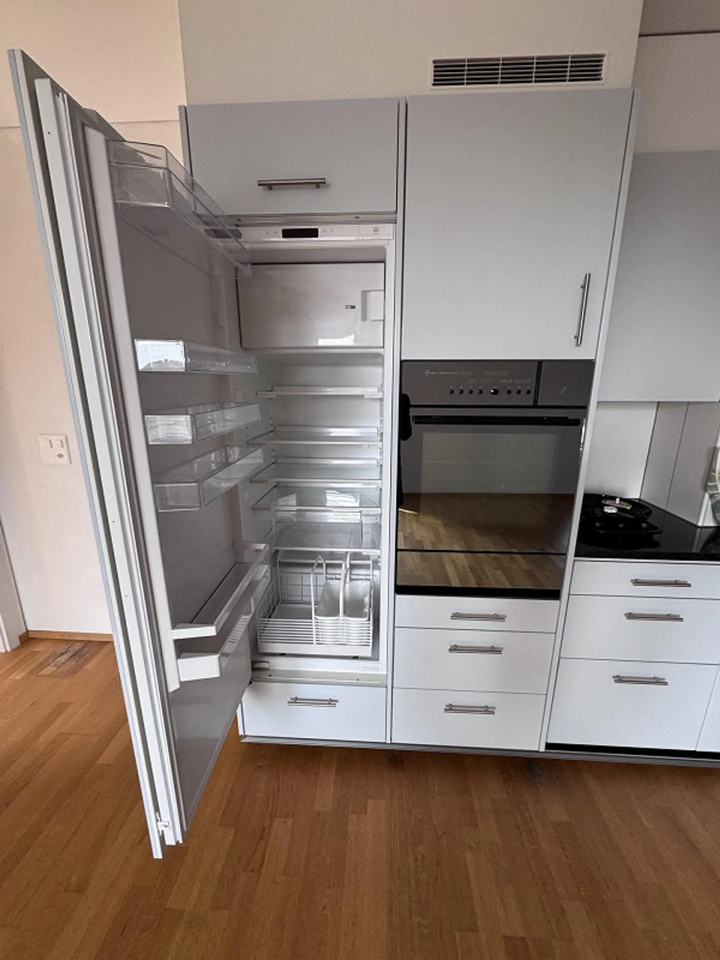 3.5 Room Attic Apartment - Photo 4 of 9